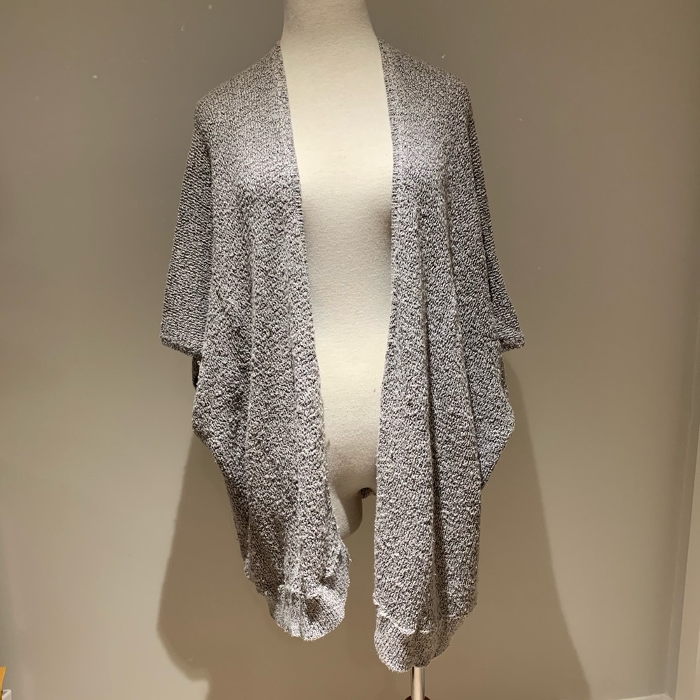 Aritzia Community iconic cape cardigan grey  XS/S